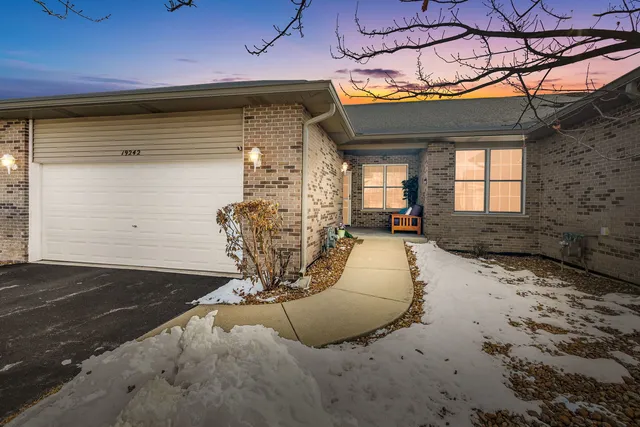 $353,900 | 19242 104th Avenue, Mokena, IL 60448