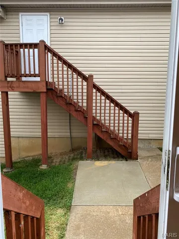 $235,000 | 116 Willott Square Drive, St. Peters, MO 63376