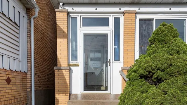 $205,000 | 409 Vine Street, Homestead, PA 15120