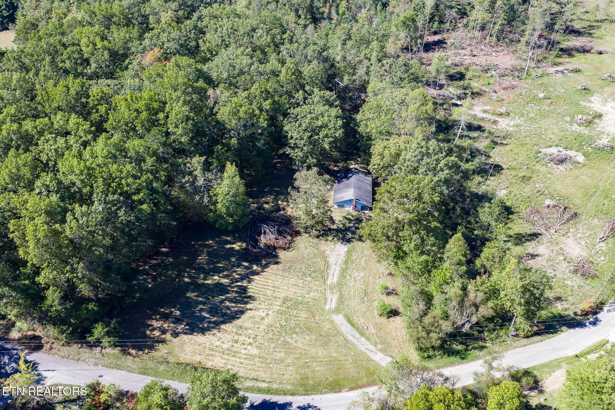 1602 Hollis Poore Road Jamestown, TN 38556 - Photo 23 of 25 a view of a garden