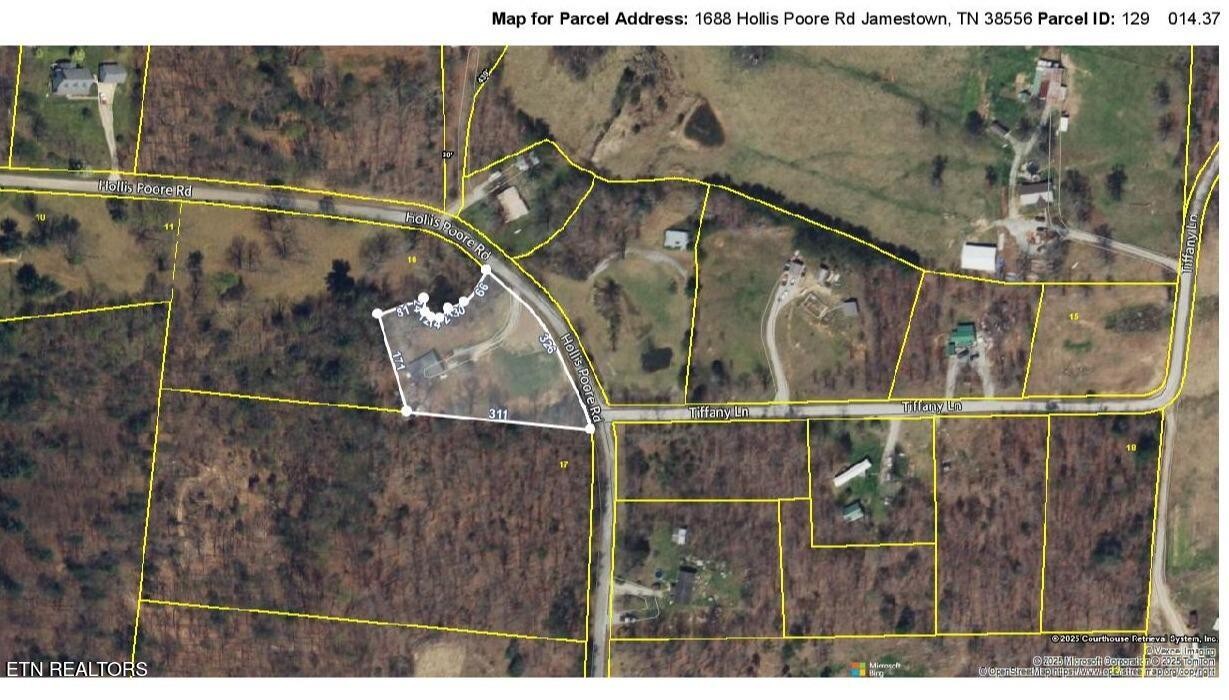 1602 Hollis Poore Road Jamestown, TN 38556 - Photo 25 of 25 a view of a balcony