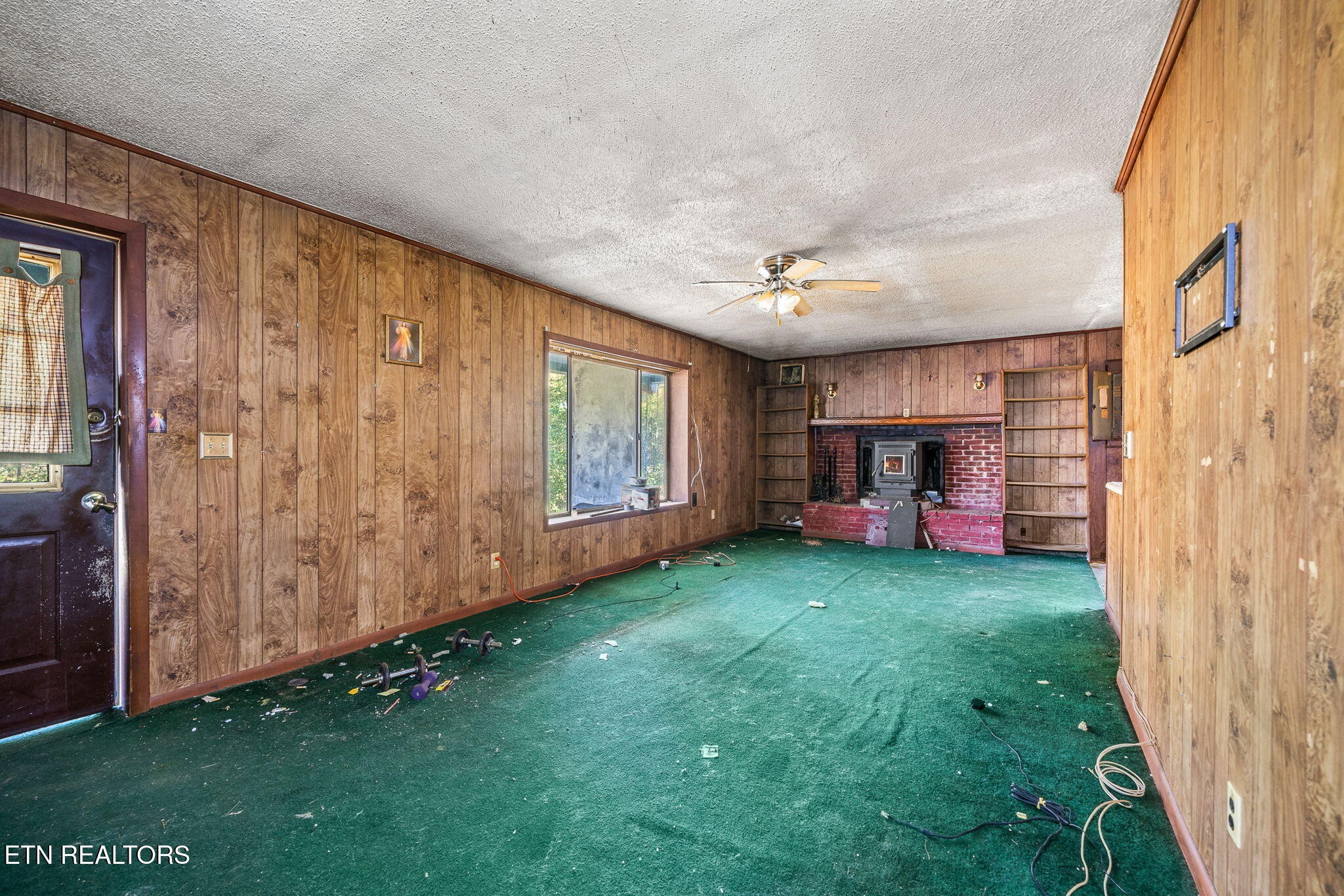 1602 Hollis Poore Road Jamestown, TN 38556 - Photo 4 of 25