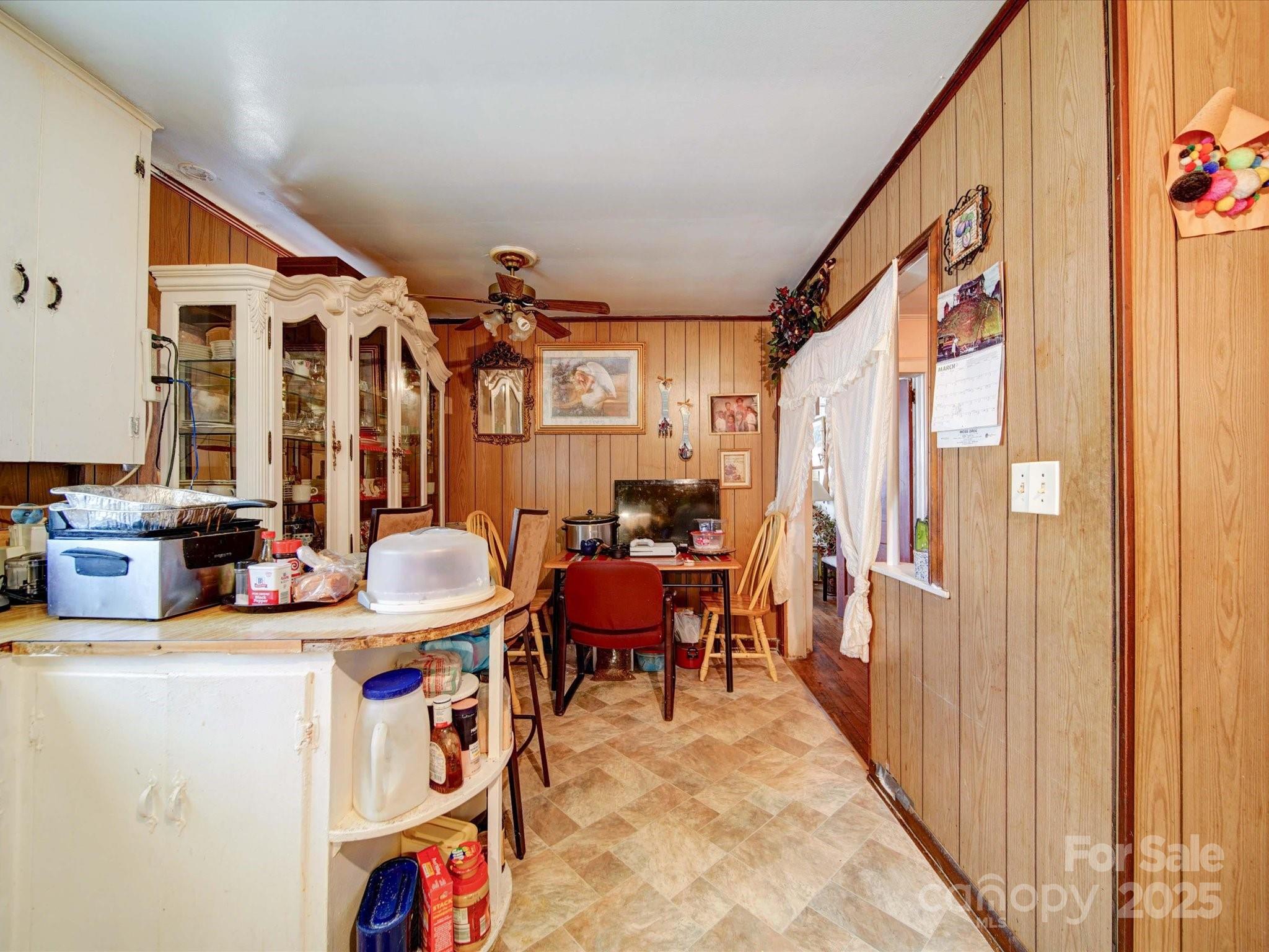 1043 Ridge Avenue Gastonia, NC 28052 - Photo 13 of 36 Gallery Image 13