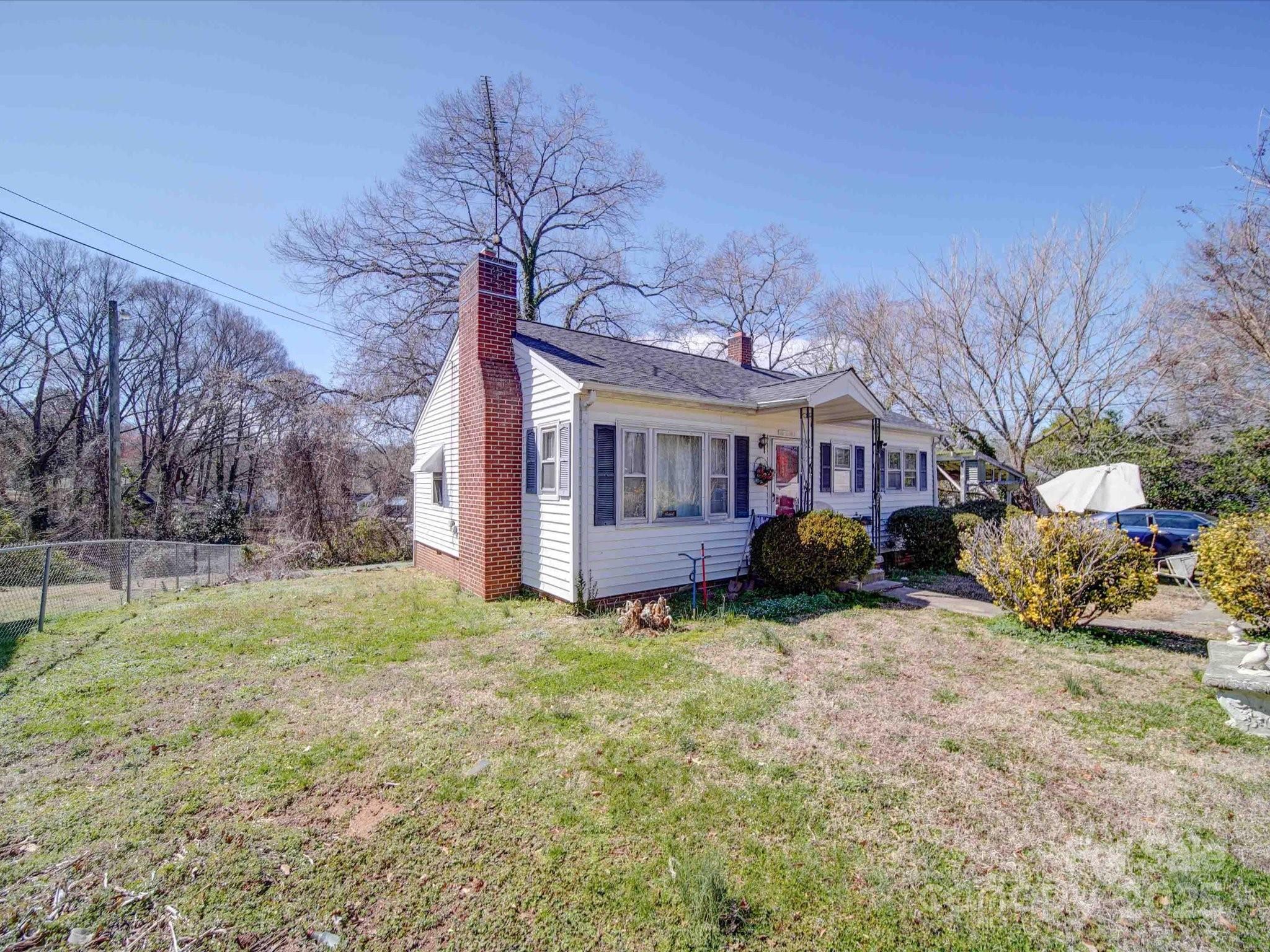 1043 Ridge Avenue Gastonia, NC 28052 - Photo 31 of 36 Gallery Image 31