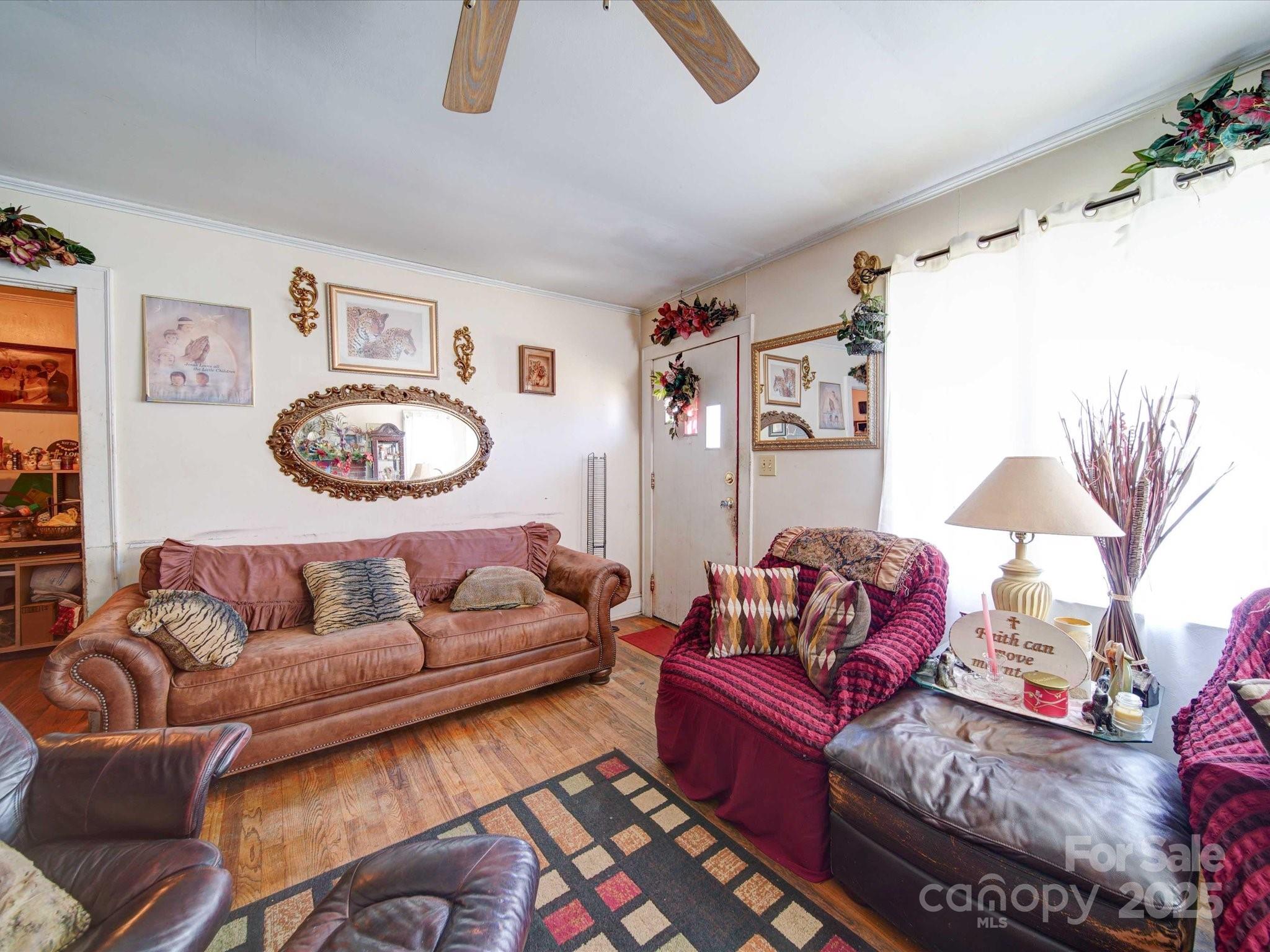 1043 Ridge Avenue Gastonia, NC 28052 - Photo 6 of 36 Gallery Image 6
