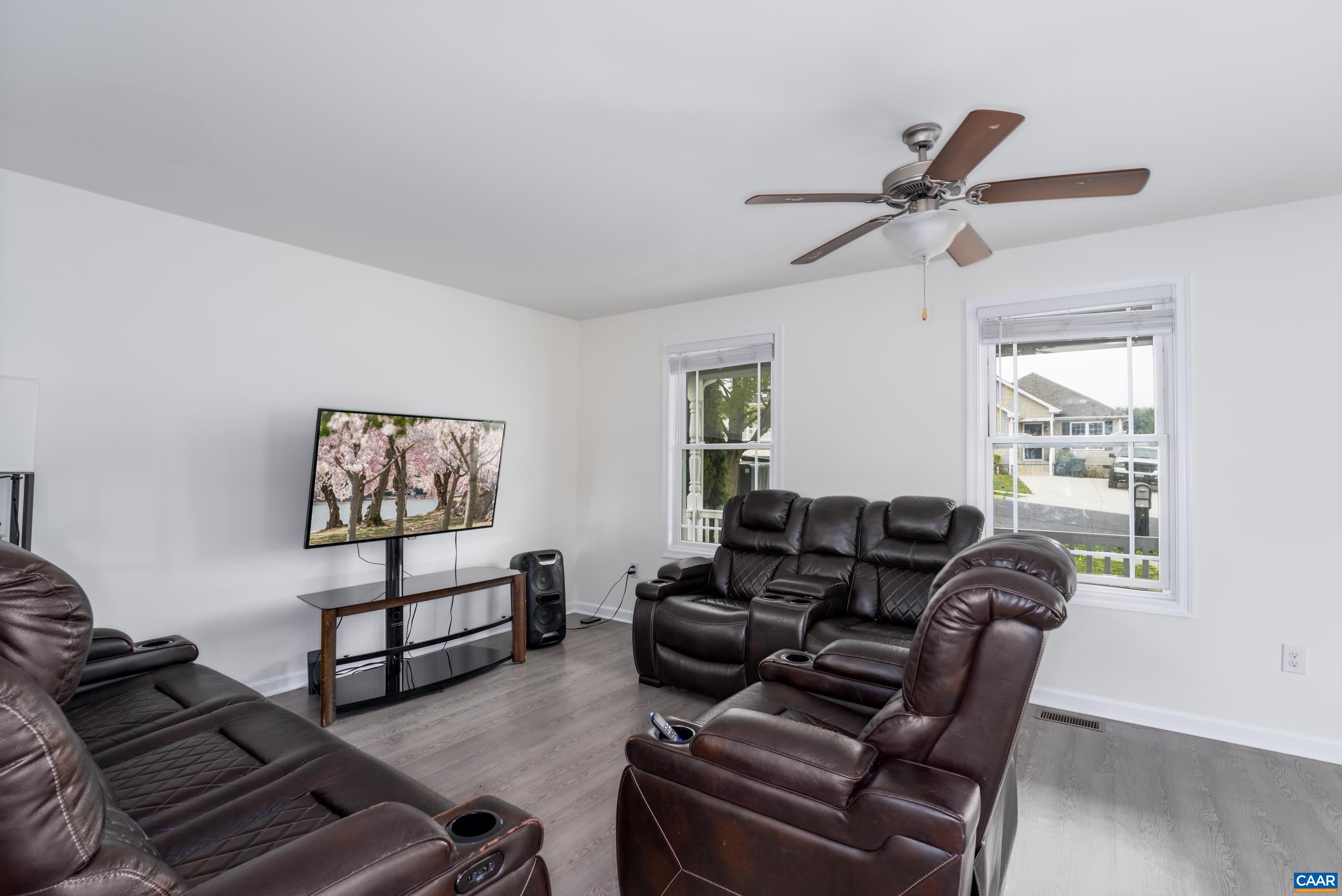 308 Overview Street Waynesboro, VA 22980 - Photo 11 of 42 Gallery Image 11