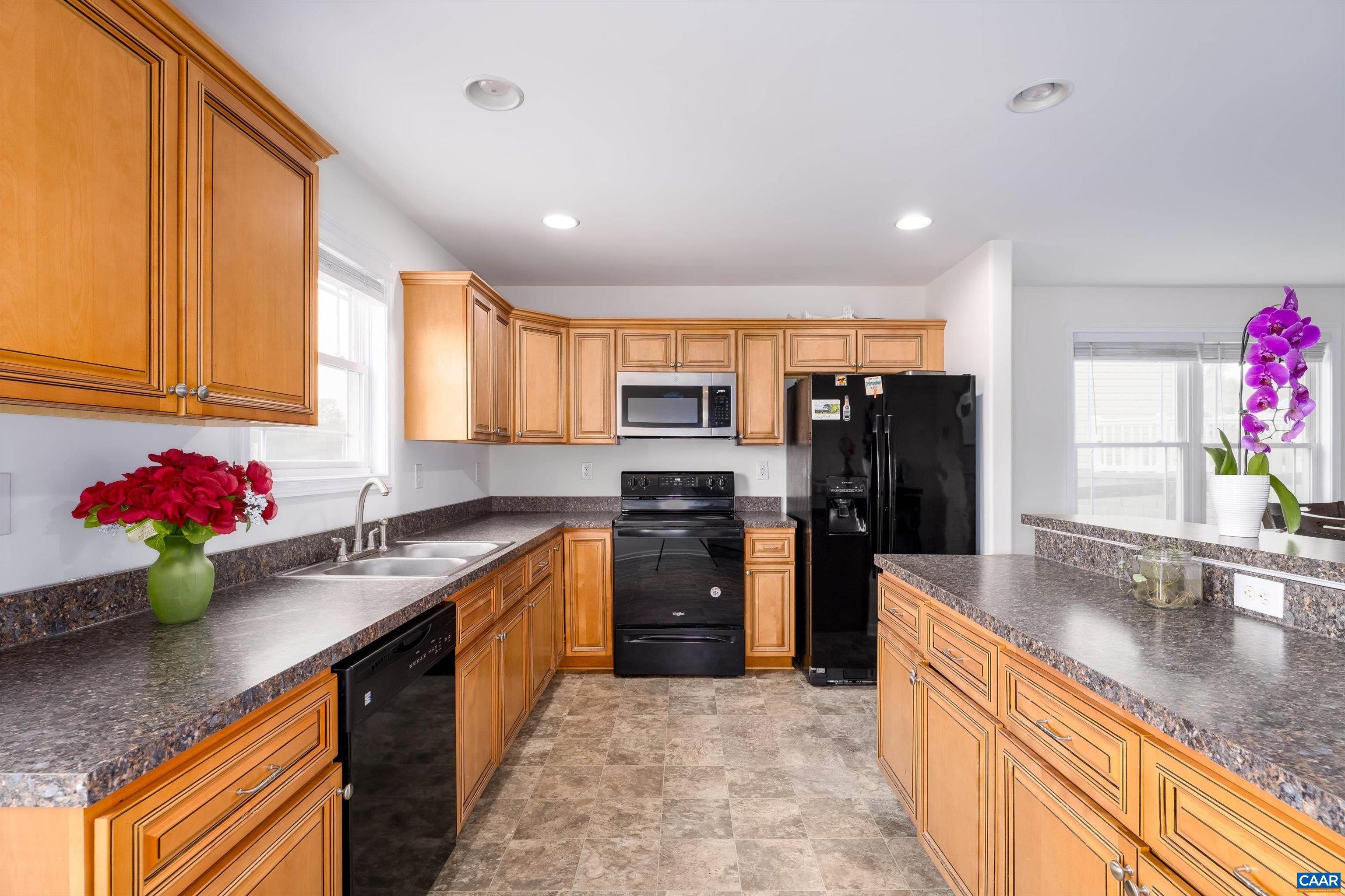 308 Overview Street Waynesboro, VA 22980 - Photo 3 of 42 Gallery Image 3