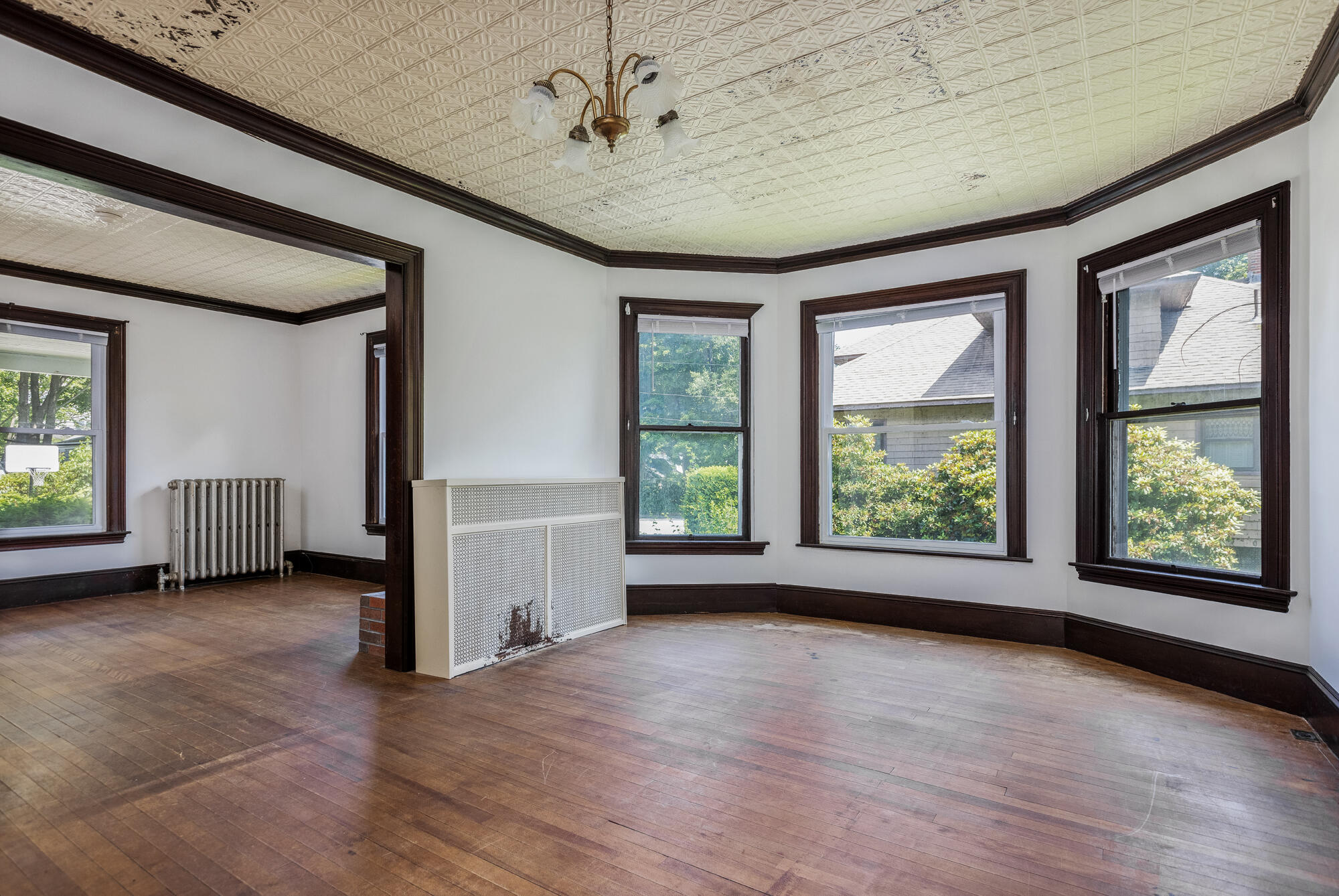 4-6 Elmwood Road Cape Elizabeth, ME 04107 - Photo 14 of 48 4 Elmwood _W5_006