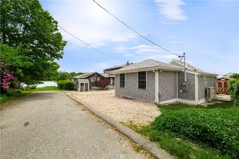 $699,000 | 39 Edwards Avenue, South Kingstown, RI 02879