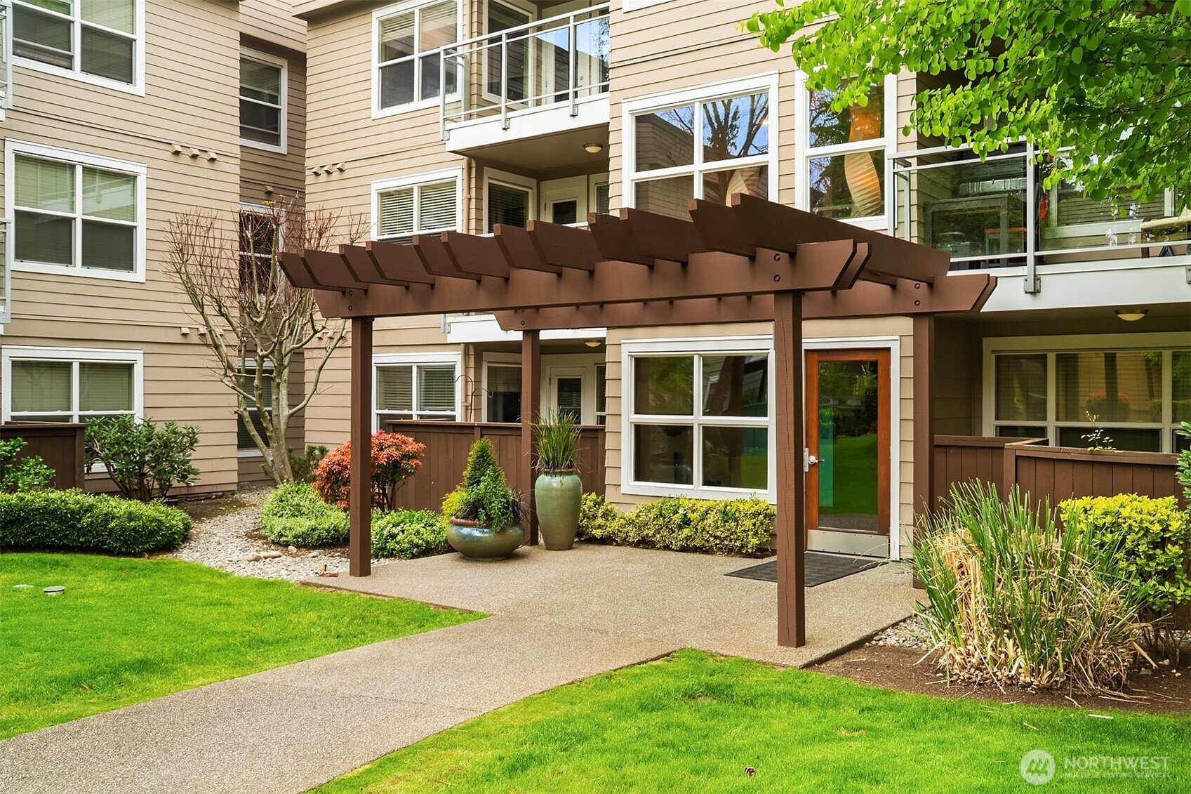 23015 Edmonds Way, Unit A110 Edmonds, WA 98020 - Photo 25 of 27