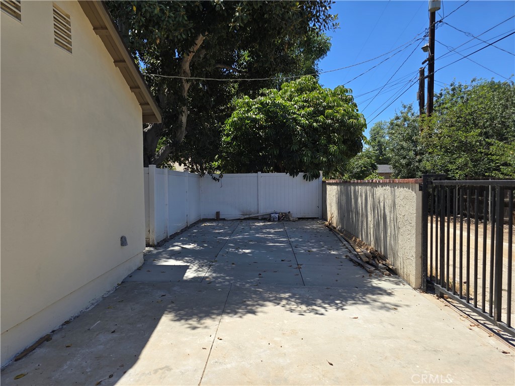 4653 Emerson Street Riverside, CA 92506 - Photo 18 of 24