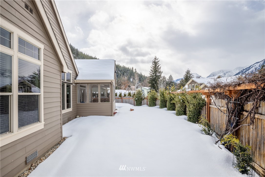 9768 Dye Road Leavenworth, WA 98826 - Photo 32 of 33 Gallery Image 32