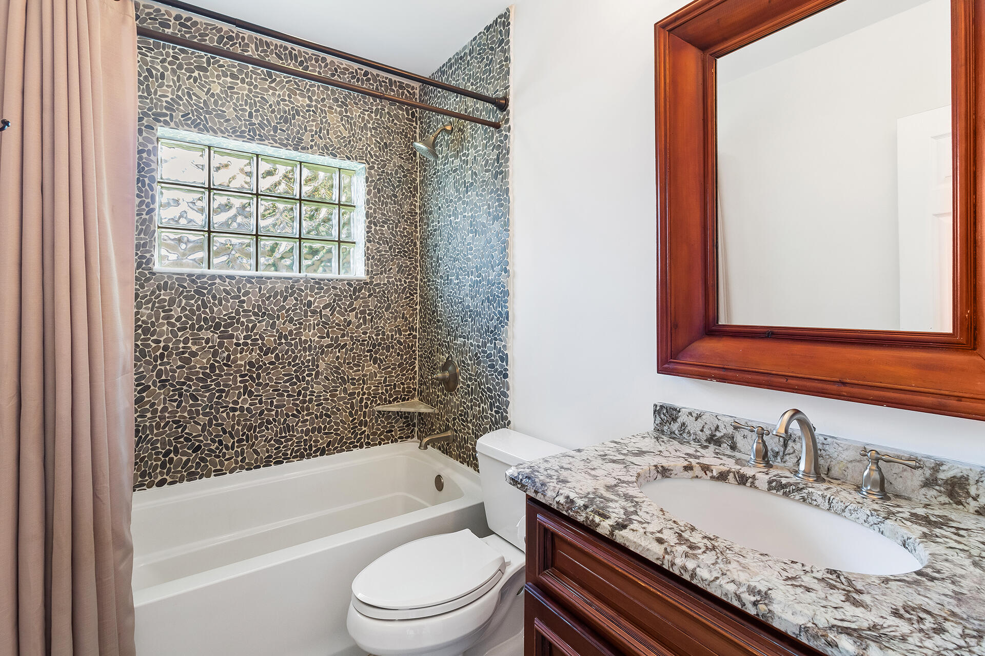 470 Northeast 25th Terrace Boca Raton, FL 33431 - Photo 16 of 31 IMG_1935