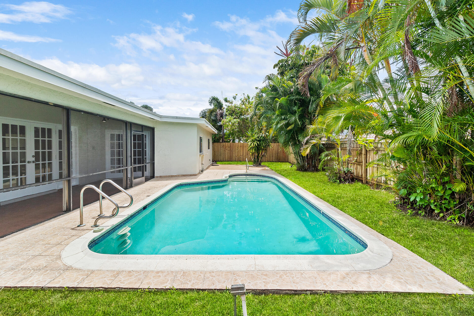 470 Northeast 25th Terrace Boca Raton, FL 33431 - Photo 26 of 31 IMG_1891