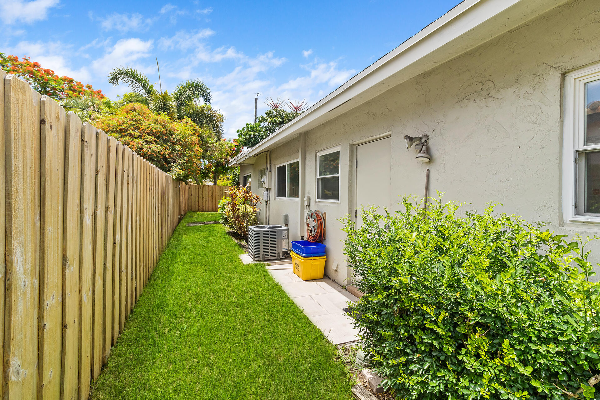 470 Northeast 25th Terrace Boca Raton, FL 33431 - Photo 30 of 31 IMG_1954