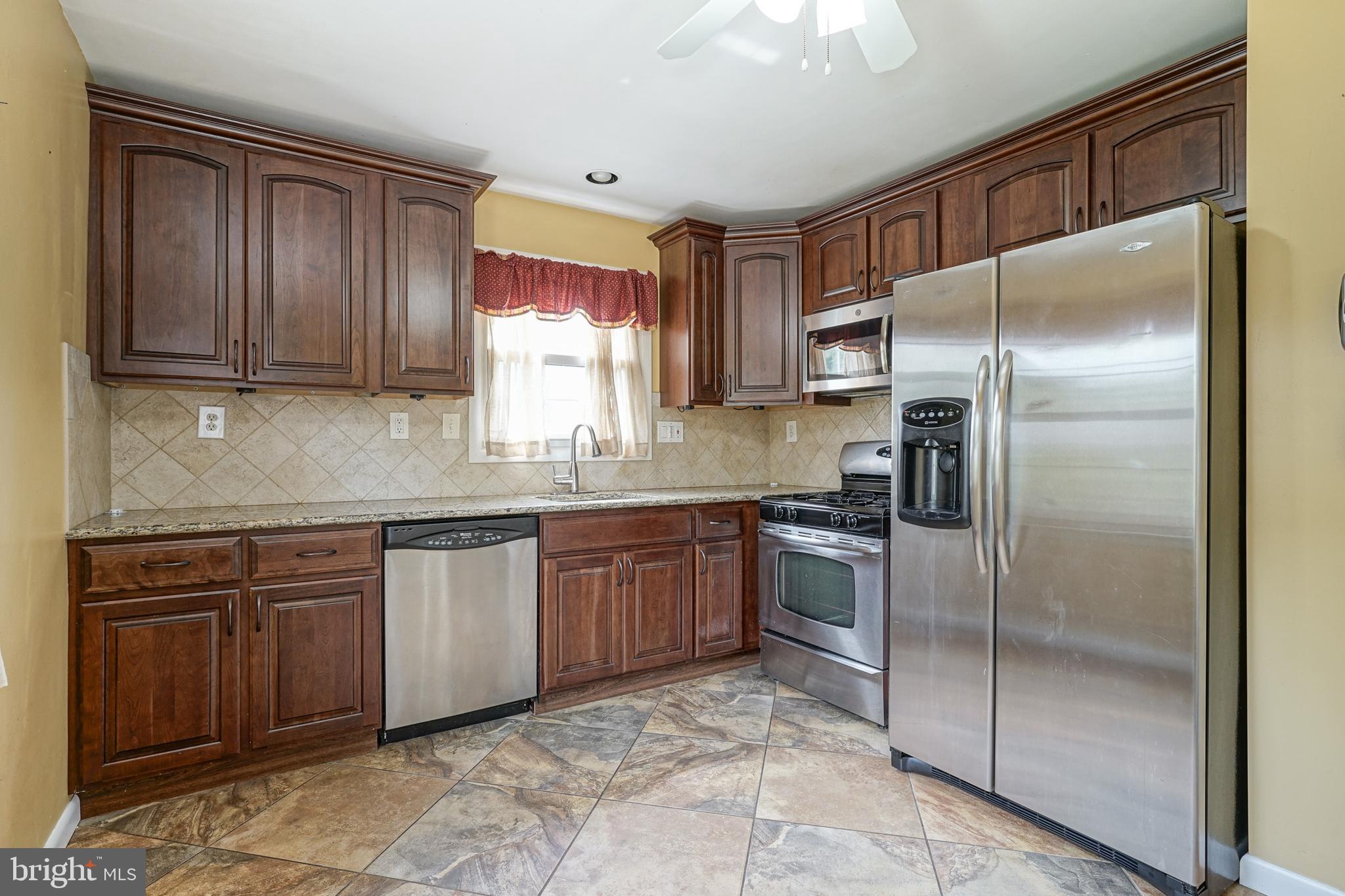 113 Evergreen Road Stratford, NJ 08084 - Photo 11 of 21