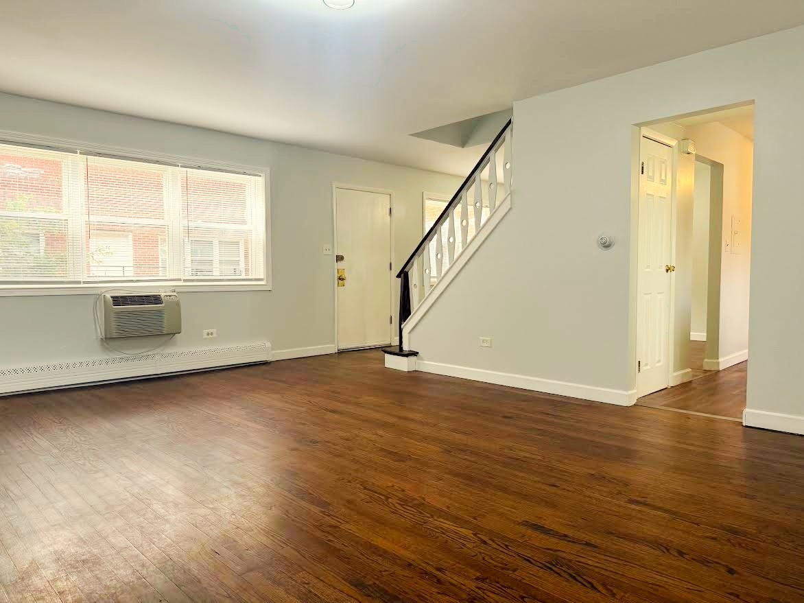 6911 North Ridge Boulevard, Unit 2C Chicago, IL 60645 - Photo 11 of 14