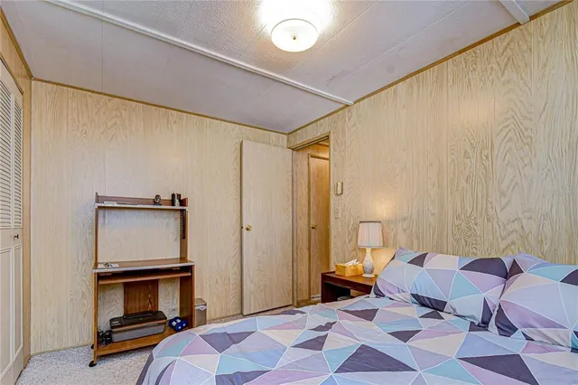 $114,900 | 6128 Ridgewood Drive, Zephyrhills, FL 33542