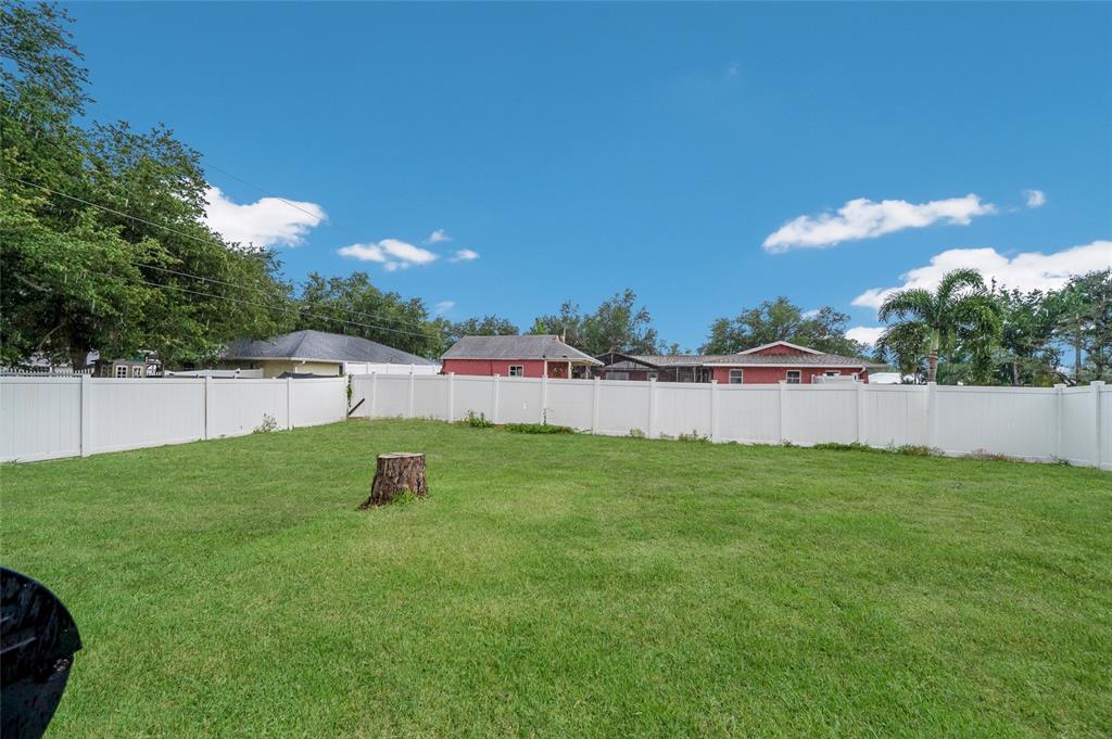 643 Mobile Road Venice, FL 34293 - Photo 27 of 30