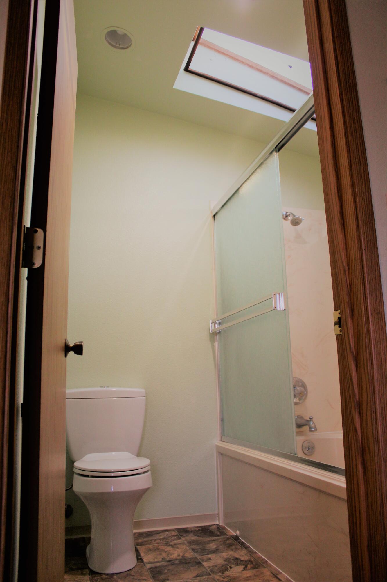 2516 Leonard Road Grants Pass, OR 97527 - Photo 12 of 23 IMG_1513 (2)