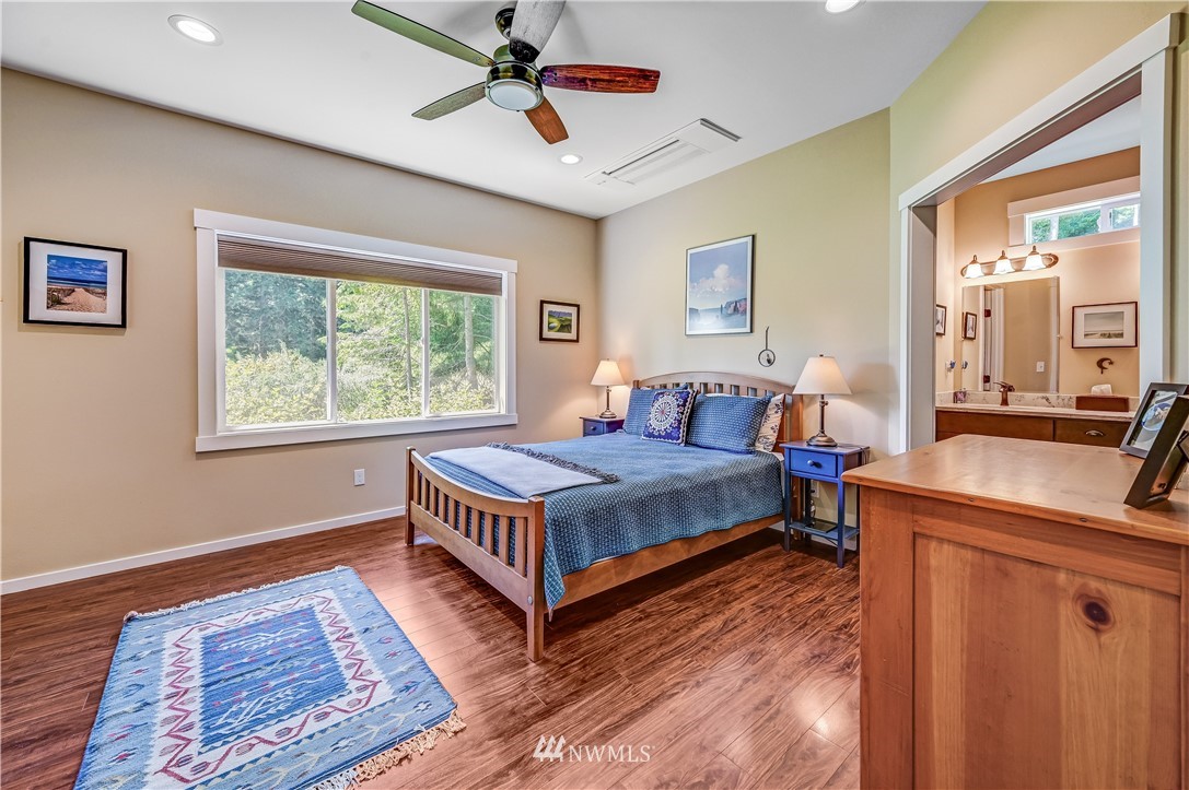 6506 Heggeness Road Clinton, WA 98236 - Photo 17 of 31 Gallery Image 17