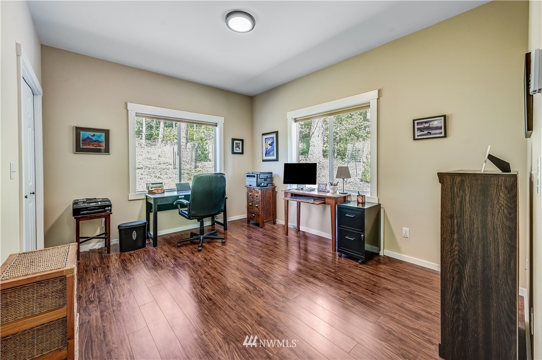 6506 Heggeness Road Clinton, WA 98236 - Photo 22 of 31 Gallery Image 22