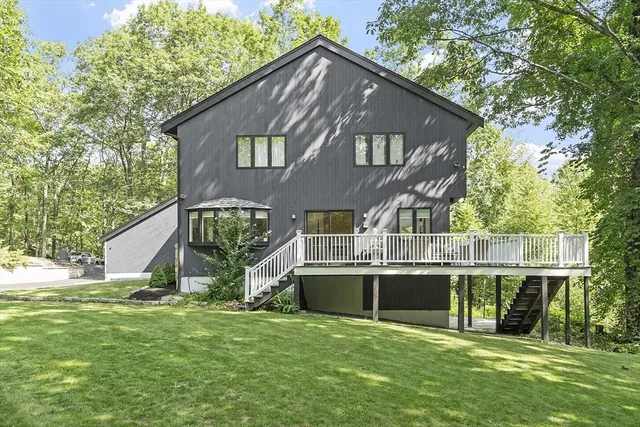 $815,000 | 7 Birch Hill Road, Pepperell, MA 01463
