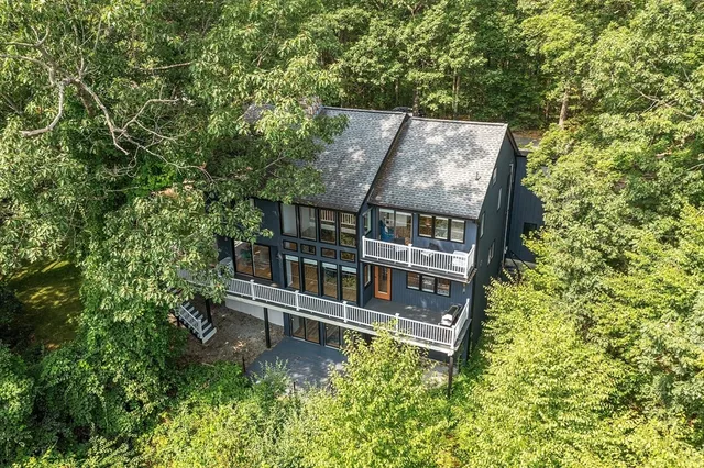 $815,000 | 7 Birch Hill Road, Pepperell, MA 01463