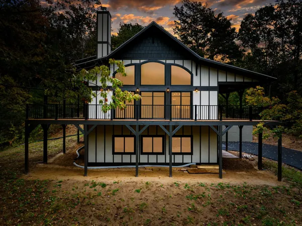 $699,900 | 4099 South Sugar Loaf Mountain Road, Cedar, MI 49621