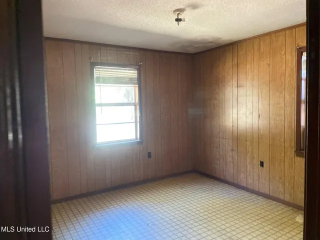 $27,500 | 809 Cotton Boulevard, Carthage, MS 39051