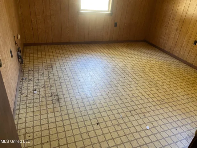 $27,500 | 809 Cotton Boulevard, Carthage, MS 39051