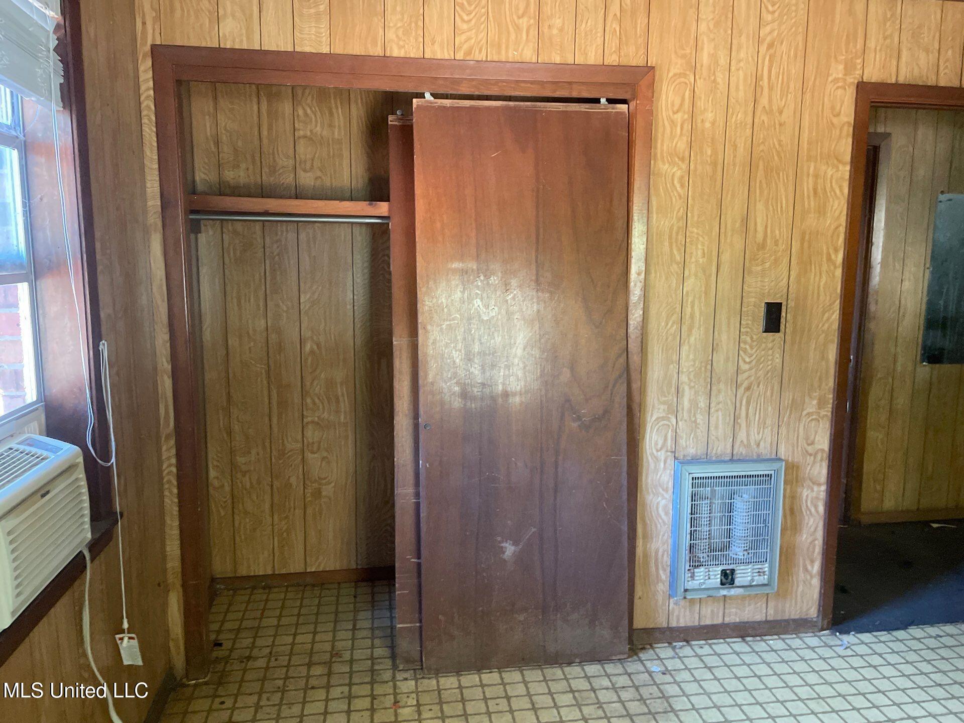 809 Cotton Boulevard Carthage, MS 39051 - Photo 17 of 38 346-Oct 15 2025 02_25pm-nXap