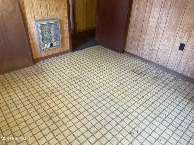 $27,500 | 809 Cotton Boulevard, Carthage, MS 39051