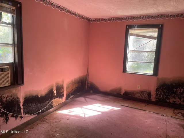 $27,500 | 809 Cotton Boulevard, Carthage, MS 39051