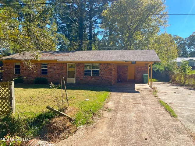 $27,500 | 809 Cotton Boulevard, Carthage, MS 39051