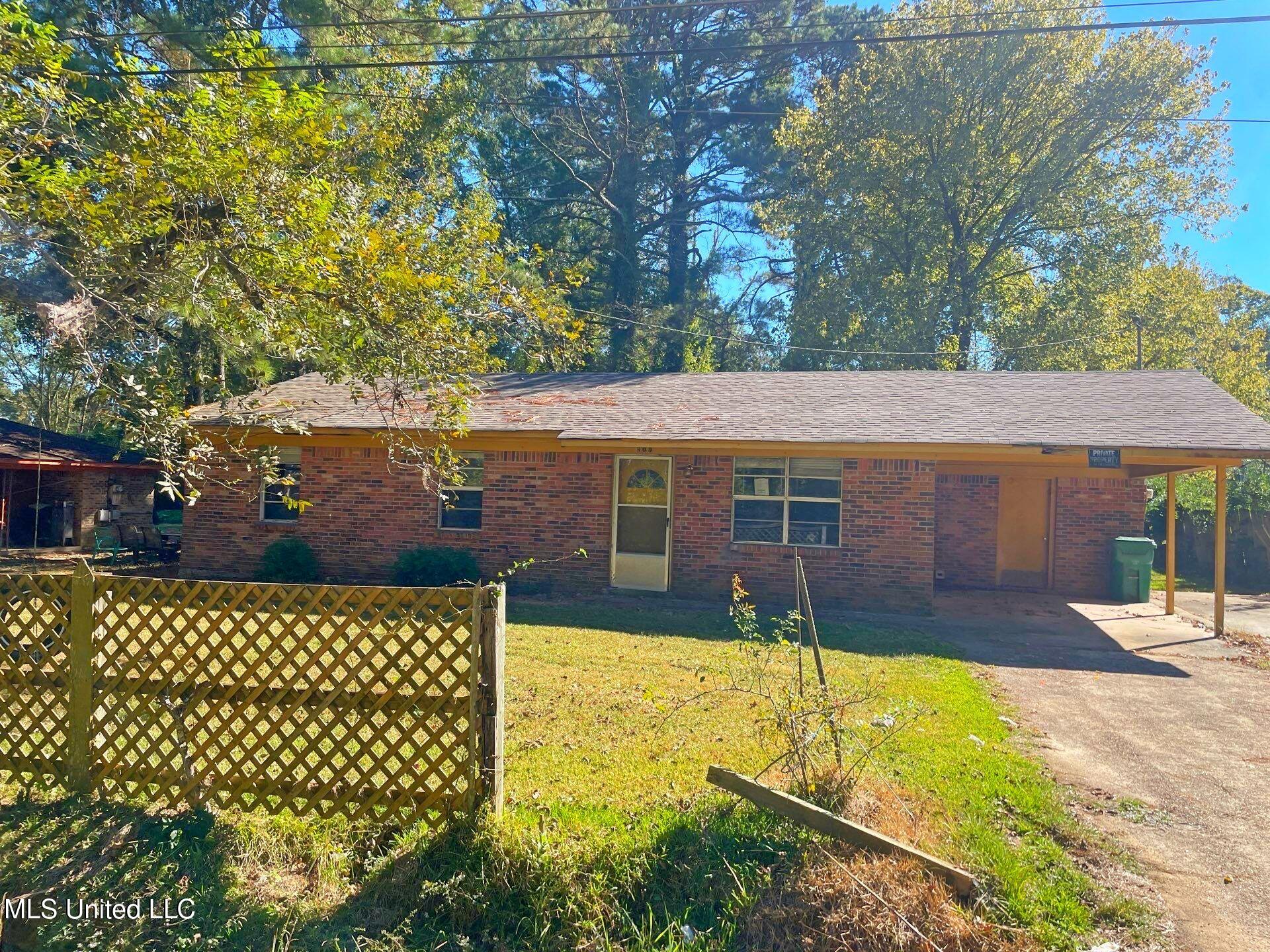 809 Cotton Boulevard Carthage, MS 39051 - Photo 33 of 38 507-Oct 15 2025 02_36pm-ECnv