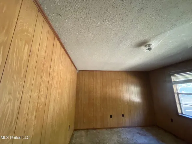 $27,500 | 809 Cotton Boulevard, Carthage, MS 39051