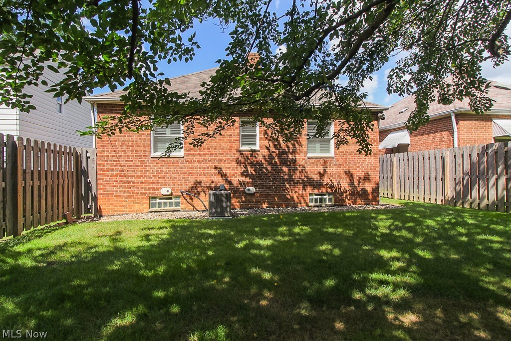 5111 Redfern Road Parma, OH 44134 - Photo 26 of 27