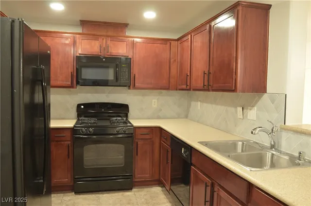 $286,990 | 6868 Sky Pointe Drive, Unit 1107, Las Vegas, NV 89131