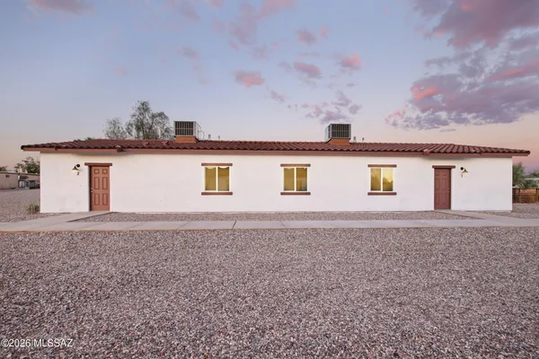 $425,000 | 378 East Corona Road, Tucson, AZ 85756