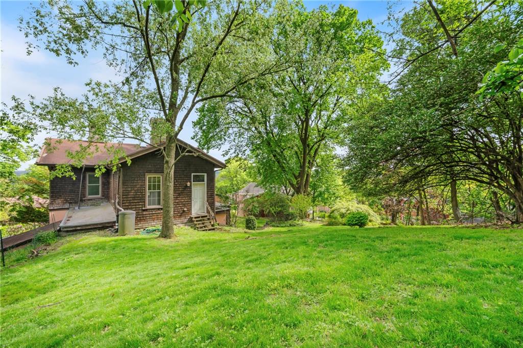 2738 Mt Royal Road Pittsburgh, PA 15217 - Photo 6 of 30