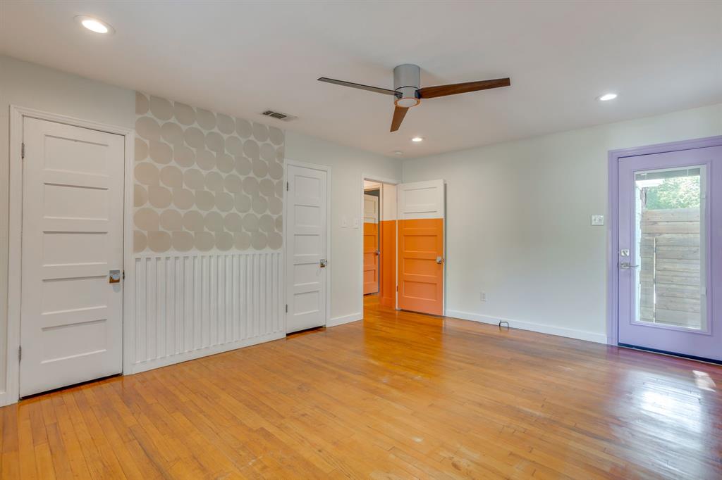 1908 North Riverside Drive Fort Worth, TX 76111 - Photo 29 of 39