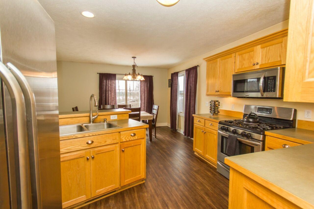 11560 Riley Ridge Court Holland, MI 49424 - Photo 5 of 23 kitchen