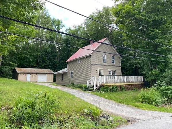 $279,000 | 309 Bradford Road, Newport, NH 03773
