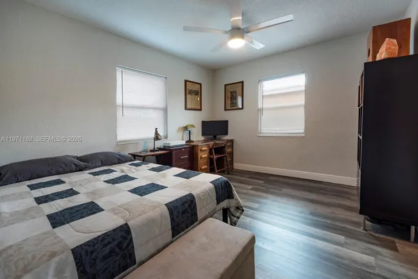 $2,990 | 5224 Northeast 1st Avenue, Fort Lauderdale, FL 33334