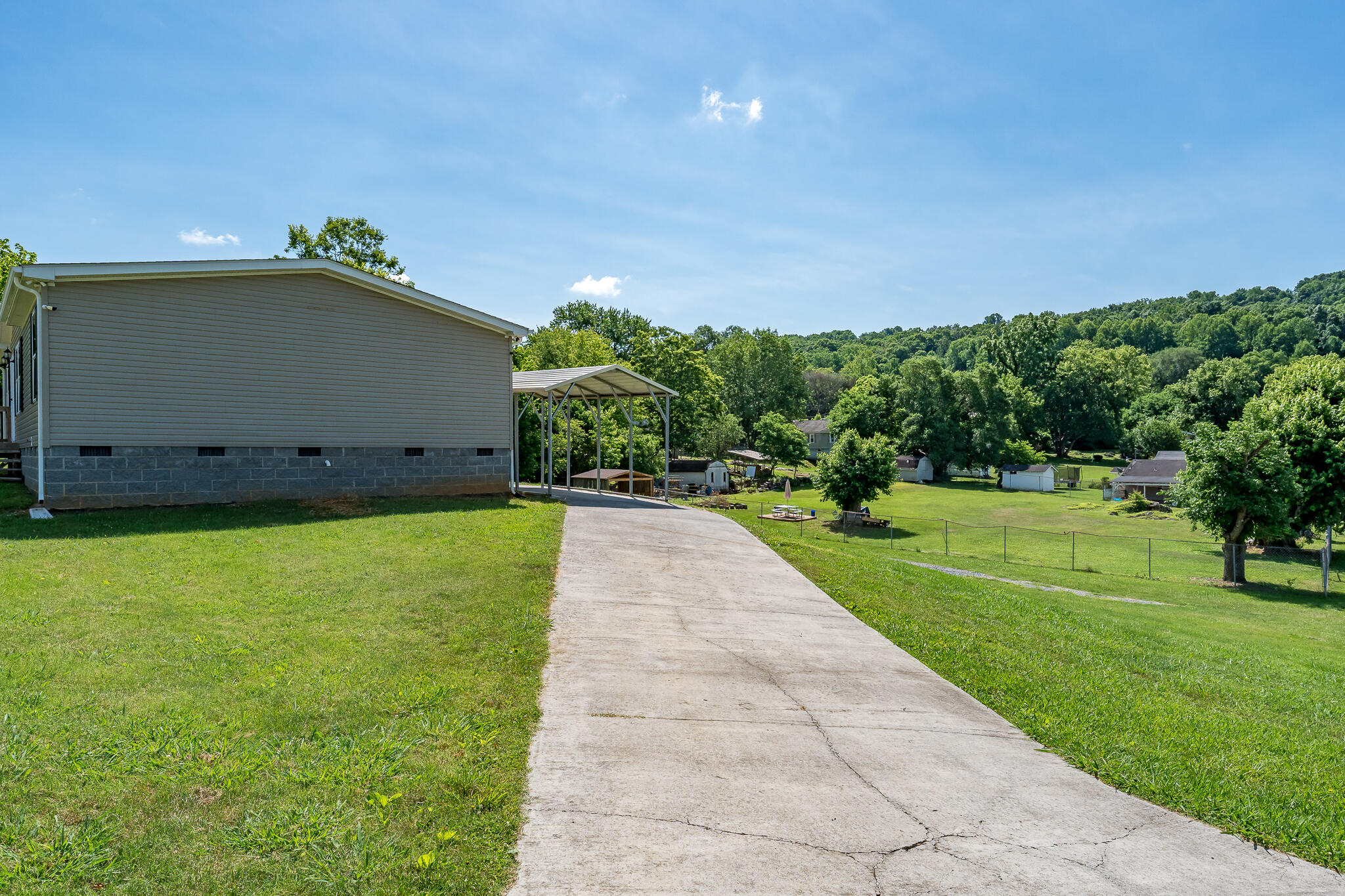 5805 Orebank Road Kingsport, TN 37664 - Photo 6 of 40 5805 Orebank Road (8 of 42)