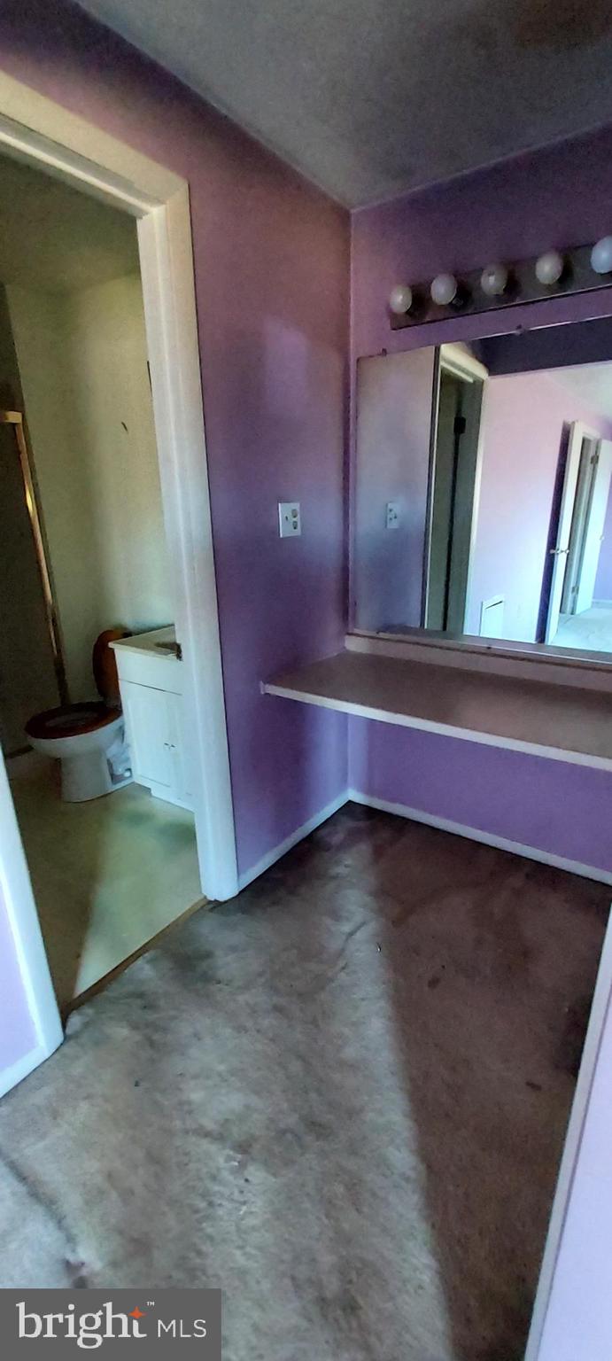 9051 Centerway Road Gaithersburg, MD 20879 - Photo 14 of 27 vanity