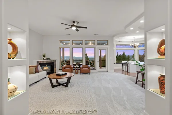 $1,420,000 | 10309 North Lookout View Lane, Newman Lake, WA 99025