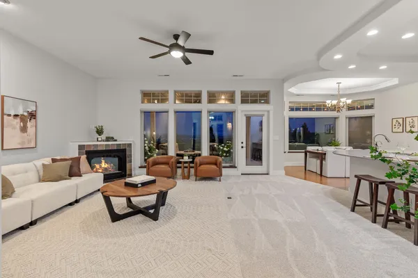 $1,420,000 | 10309 North Lookout View Lane, Newman Lake, WA 99025