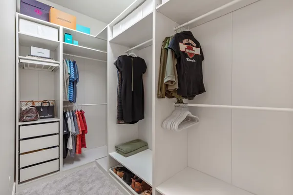 $1,420,000 | 10309 North Lookout View Lane, Newman Lake, WA 99025